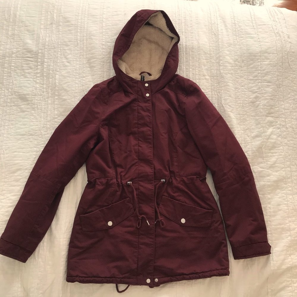 H&M Divided Pile-lined parka GUC